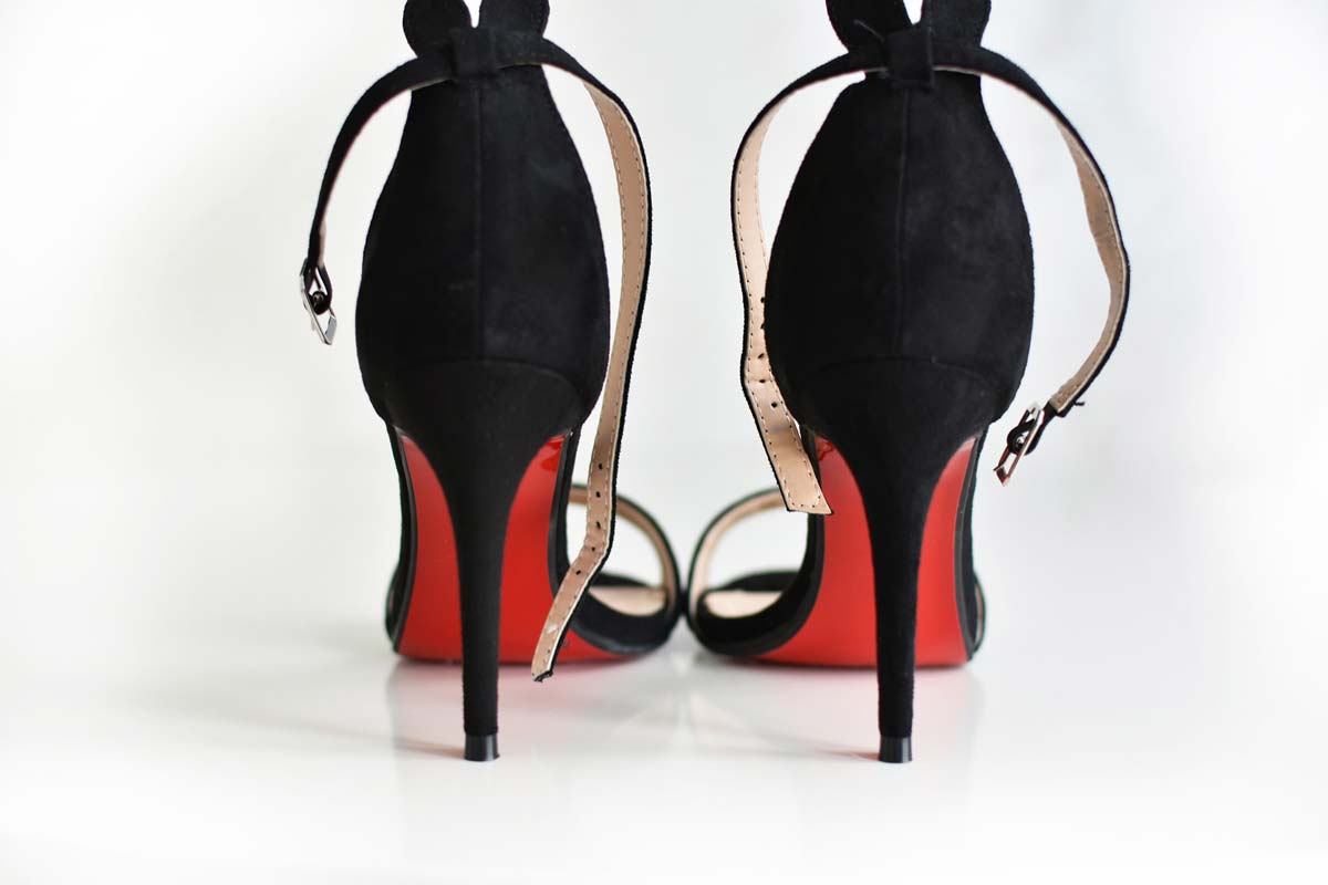 Warum Christian Louboutin Heels Eine Rote Sohle Haben - 2023